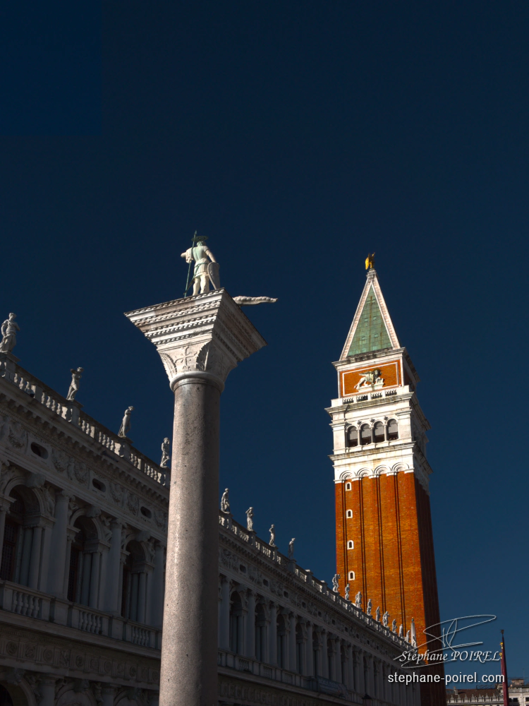 Campanile place Saint-Marc