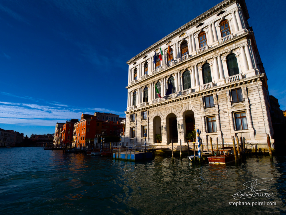 Les pieds dans l'eau