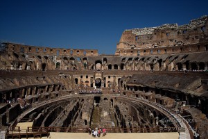 Photo intérieur Colisée à Rome