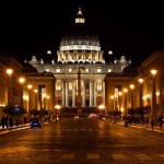 Photo nocturne du Vatican à Rome