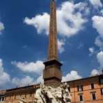 Photo de l'obélisque de la piazza Navona à Rome