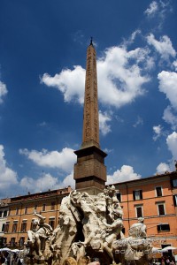 Photo de l'obélisque de la piazza Navona à Rome